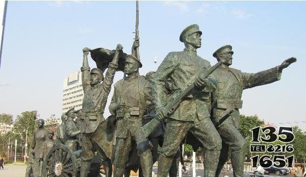 革命战士广场景观铜雕图片