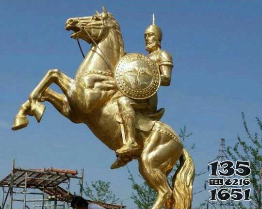 古罗马战士骑马铜雕图片