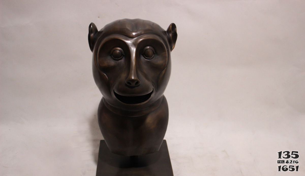 十二生肖猴兽首铜雕图片