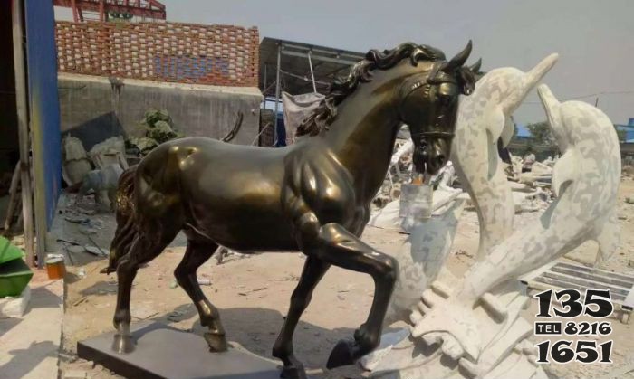 马玻璃钢仿铜动物雕塑图片