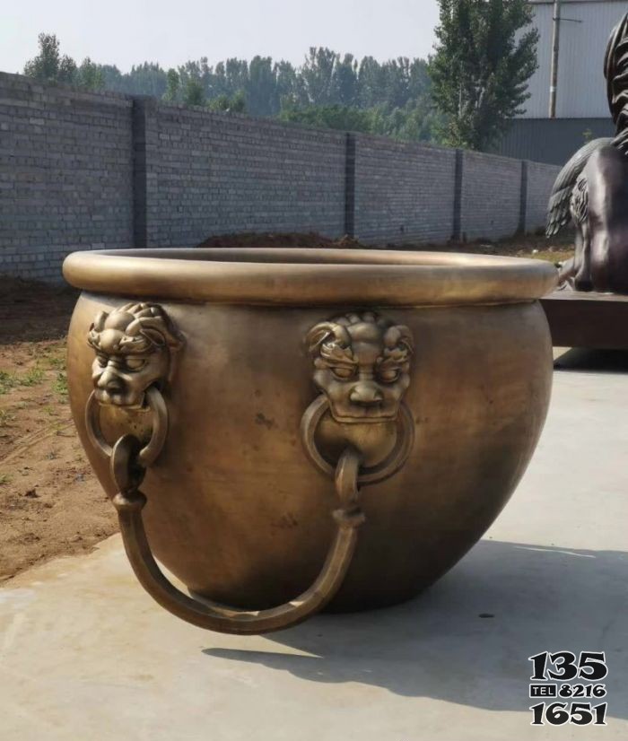寺庙铜雕水缸图片