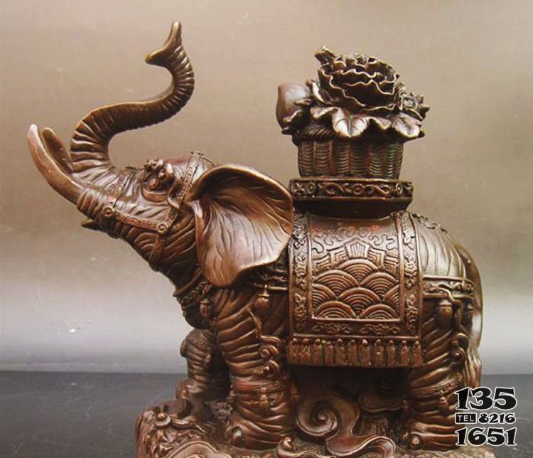 铜雕驮宝动物大象图片