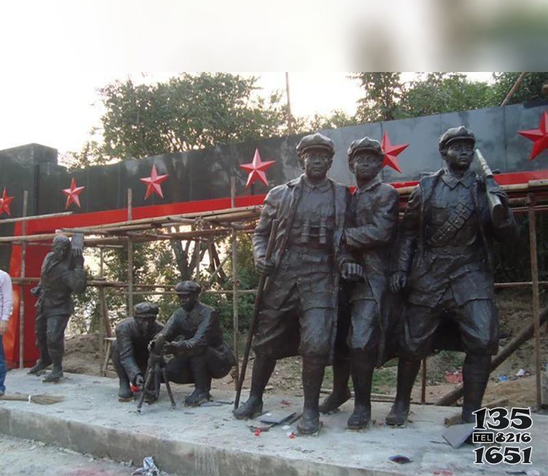 广场打仗红军人物铜雕图片