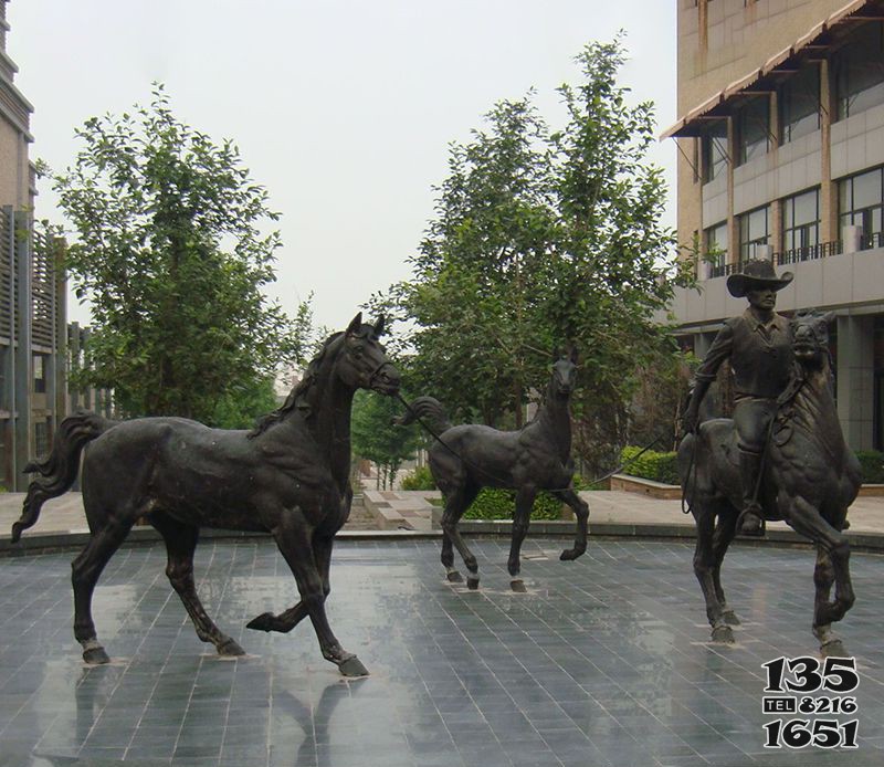 骑马人物广场景观公园动物铜雕图片